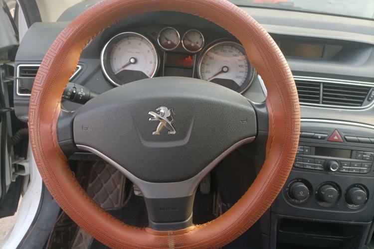 Used Peugeot 308 2014 Enjoy Edition Classic 1.6L Manual YouShang Model