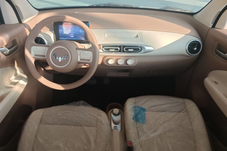 Used Wuling Hongguang MINIEV 2025 Four-Door Version Advanced Edition