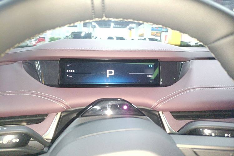 Used  SU7 2024 Rear-Drive Ultra-Long Range Advanced Pro-Level Intelligent Driving Version
