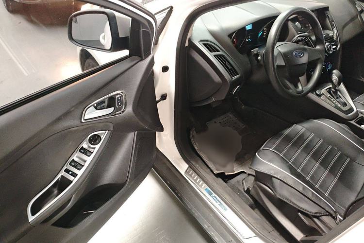 Used Ford Focus 2018 Hatchback Classic 1.6L Automatic Comfort Plus SmartDrive Edition