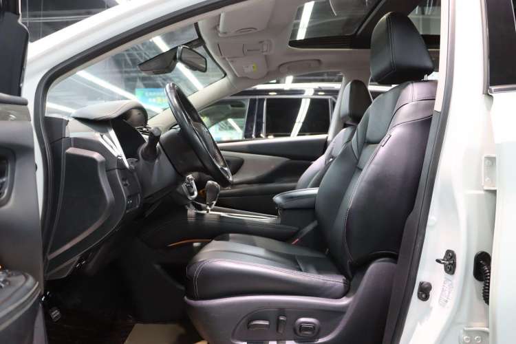 Used Nissan Murano 2021 2.5L XL Two-Wheel Drive Smart Connect Luxury Edition