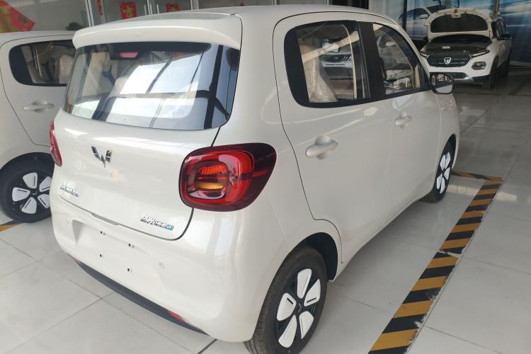 Used Wuling Hongguang MINIEV 2025 Four-Door Version Advanced Edition
