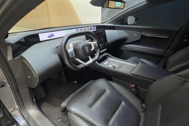 Used  12 2025 Ultra Extended-Range Edition