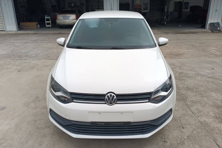 Used Volkswagen Polo 2016 1.4L Manual Fashion Model
