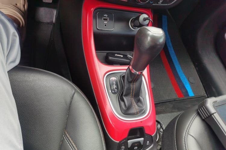 Used  Compass 2017 200T Automatic Family Edition
