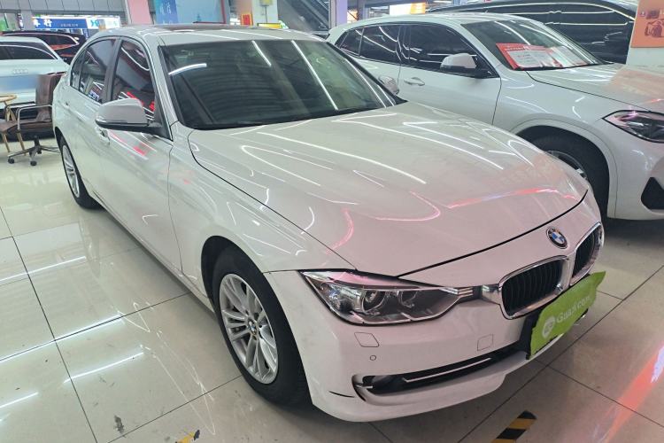 Used BMW 3 Series 2015 316Li Fashion Model
