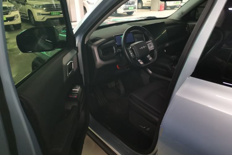 Used Formula Leopard Titanium 3 2025 501 km All-Wheel Drive Intelligent Driving Max Edition
