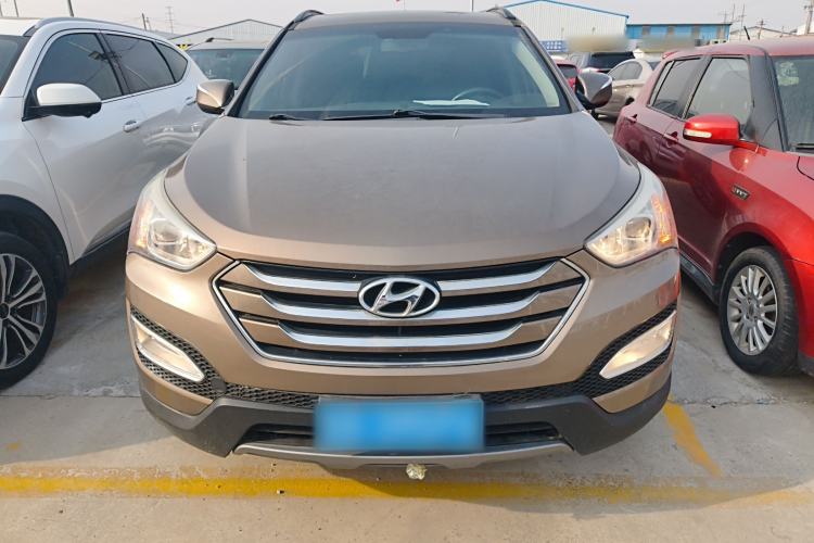 Used Hyundai Santa Fe 2013 2.4L Automatic 2WD Comfort Edition
