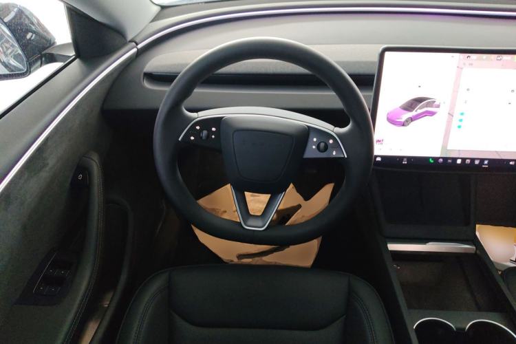 Used Tesla Model 3 2023 Long-Range All-Wheel-Drive Version
