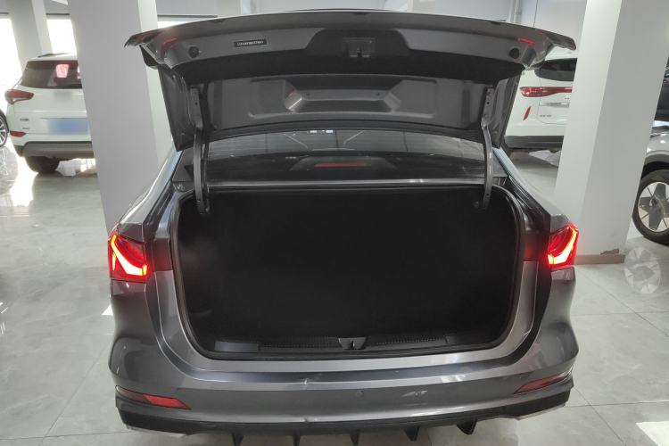 Used Roewe i5 2023 1.5L CVT Luxury Edition