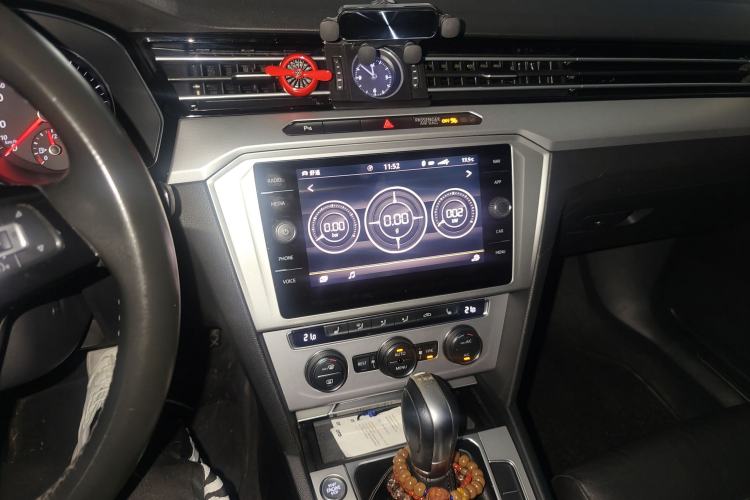 Used Volkswagen Variant 2018 380TSI Two-Wheel Drive Comfort Edition
