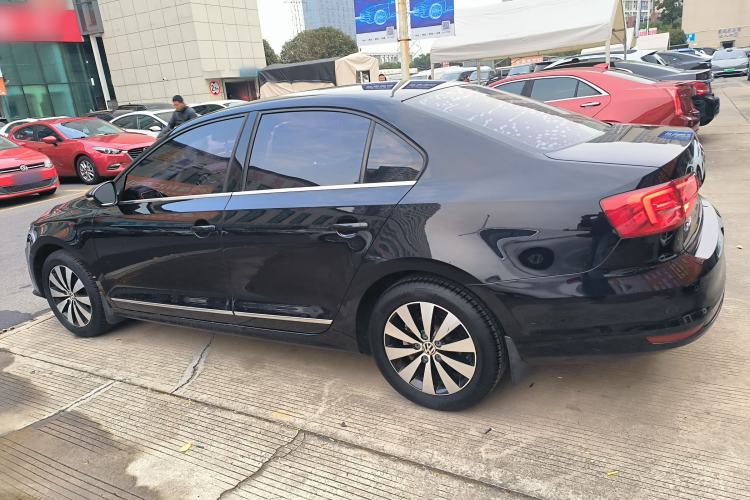 Used Volkswagen Sagitar 2017 1.6L Automatic Comfort Model
