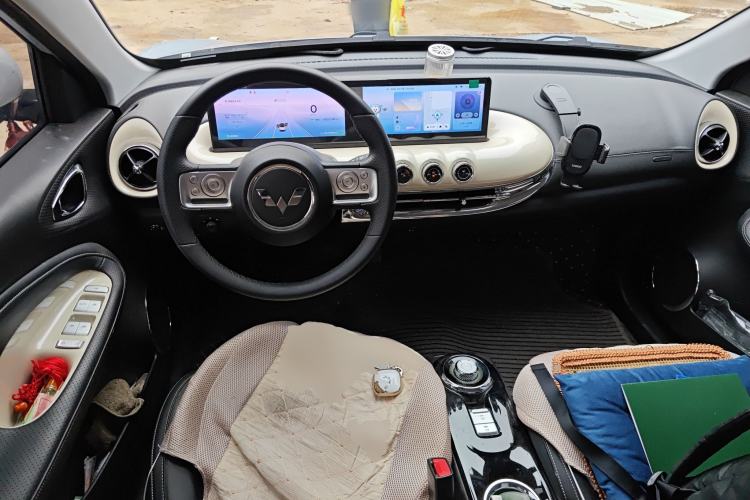 Used Wuling Bingo 2023 410 km Lingxi Deluxe Edition
