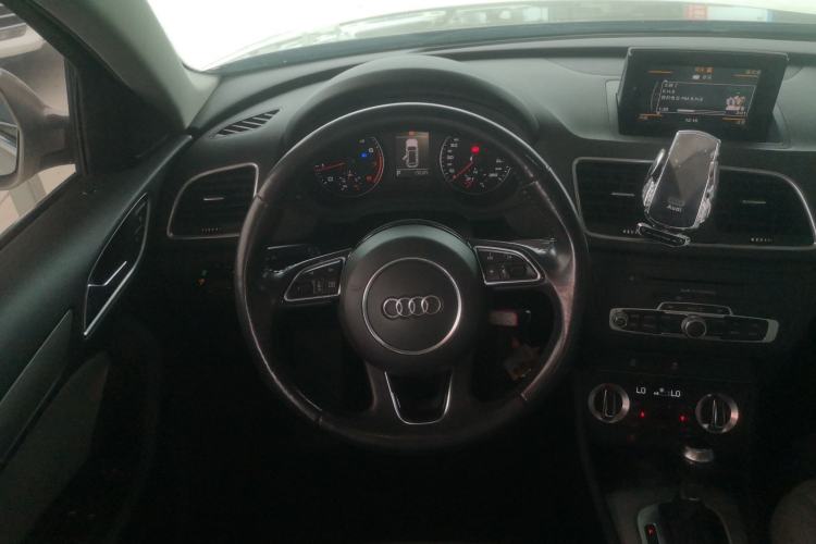 Used Audi Q3 2015 30 TFSI Ambition Edition
