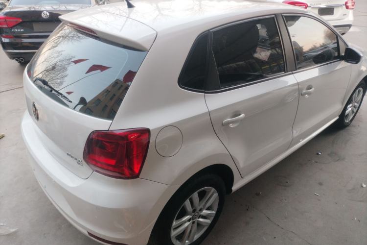 Used Volkswagen Polo 2016 1.6L Automatic Comfort Model
