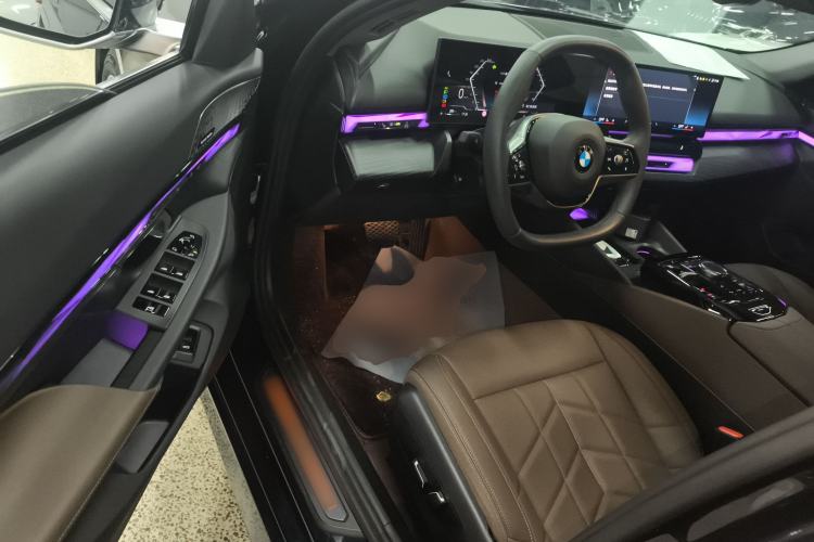 Used BMW 5 Series 2024 530Li Leading Luxury Package