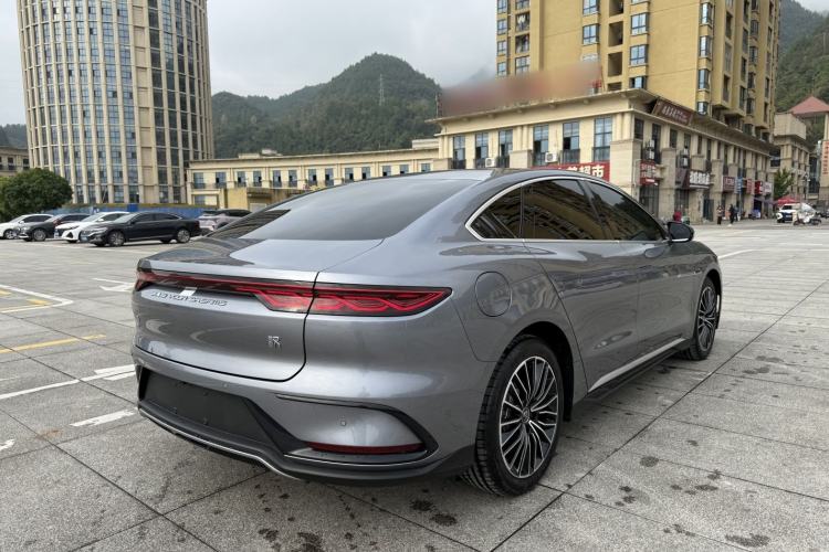 Used BYD Han 2024 DM-i Glory Edition 121KM Premium Model
