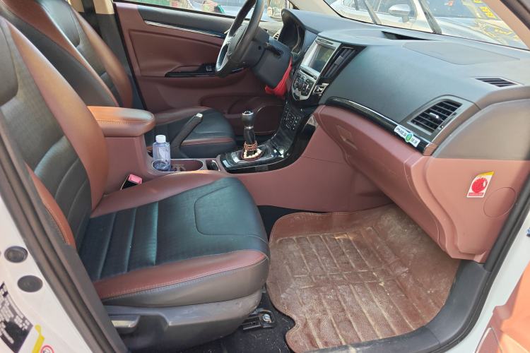 Used BYD Surui 2015 Revised Version 1.5L Manual Luxury Edition
