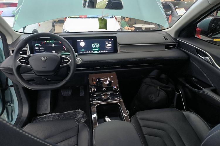 Used NETA U 2022 Pro 400 Comfortable Ride On-Demand Edition
