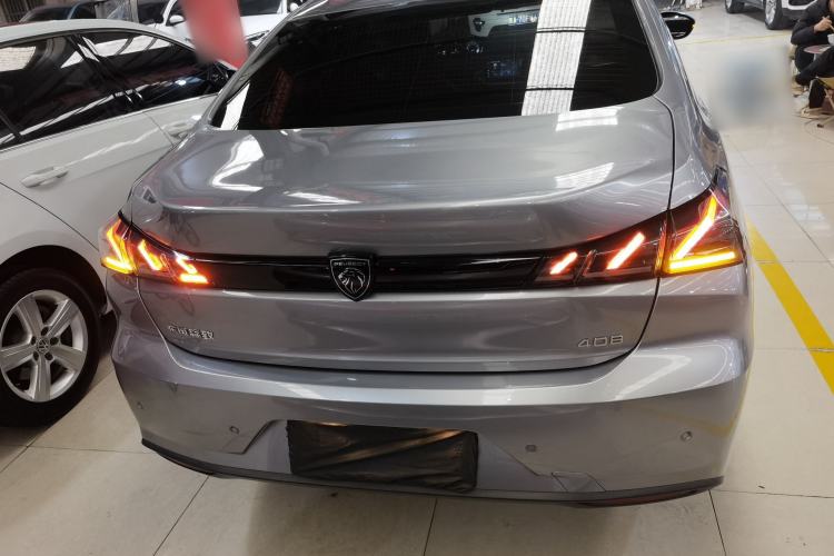 Used Peugeot 408 2022 1.6T Light-Chasing Edition
