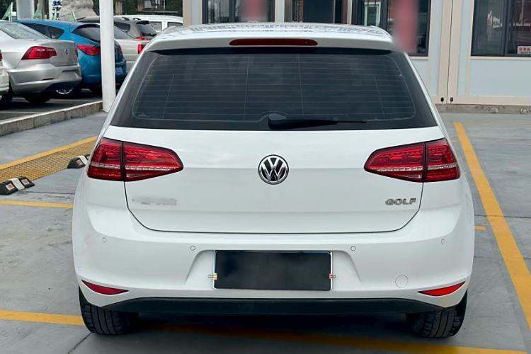 Used Volkswagen Golf 2016 1.6L Automatic Comfort Model
