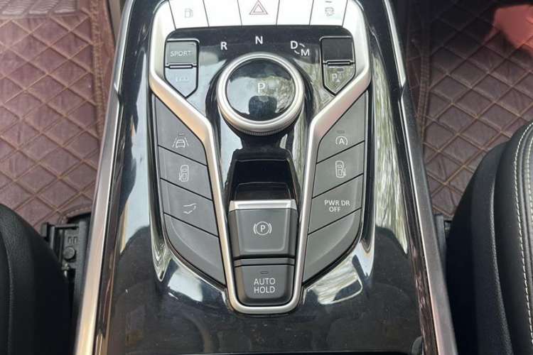 Used SAIC MAXUS G20 2019 First Edition 2.0T Automatic ZhiZun Version China V Standard
