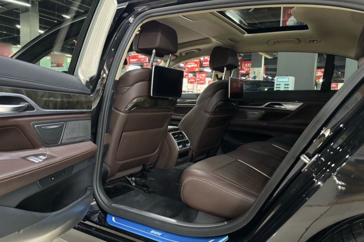 Used BMW 7 Series 2018 730Li Luxury Model Excellence Package