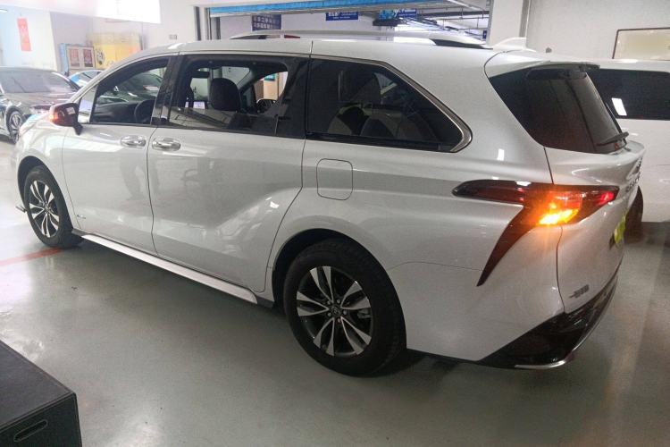 Used Toyota Granvia 2024 2.5L Hybrid Prestige PLUS Four-Wheel Drive Version
