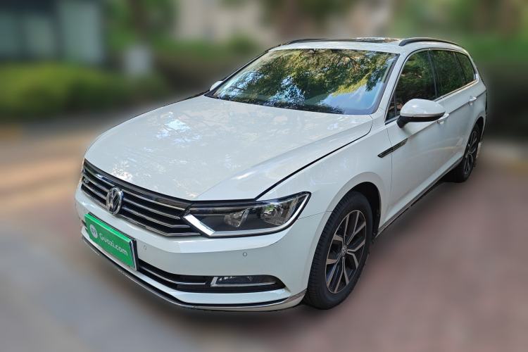 Used Volkswagen Variant 2018 380TSI Two-Wheel Drive Comfort Edition