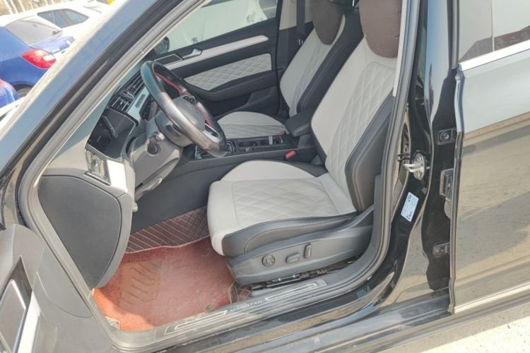 Used Volkswagen Magotan 2023 2 Million Units Commemorative Edition 330TSI DSG Luxury Version