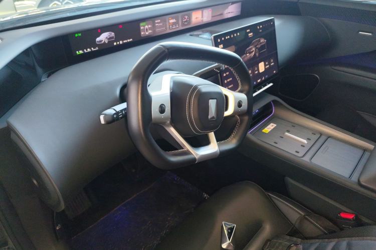 Used  12 2025 Ultra Extended-Range Edition