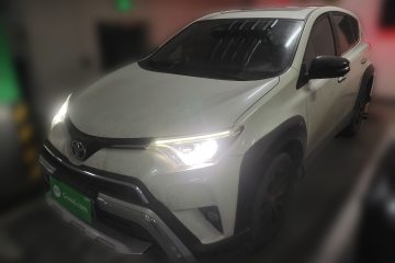 Used Toyota RAV4 2019 2.0L CVT Two-Wheel Drive Fashion X Limited Edition China VI Standard