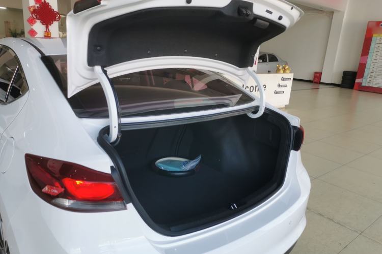 Used Hyundai Elantra 2018 1.6L Automatic 15th Anniversary Special Edition