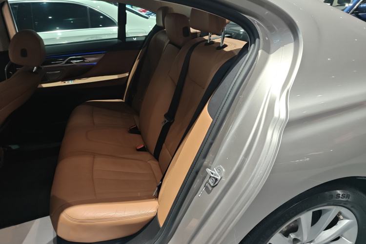 Used BMW 7 Series 2016 730Li Leading Model
