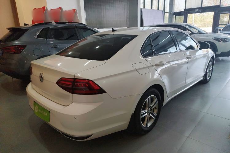 Used Volkswagen Lamando 2019 230TSI DSG Fashion Edition China VI
