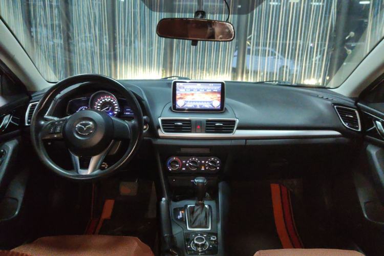 Used Mazda Mazda 3 Axela 2016 Sedan 1.5L Automatic Comfort Model