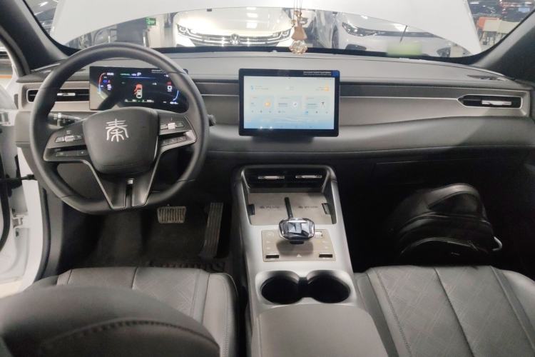 Used BYD Qin PLUS 2025 DM-i Smart Drive 55KM Leading Model
