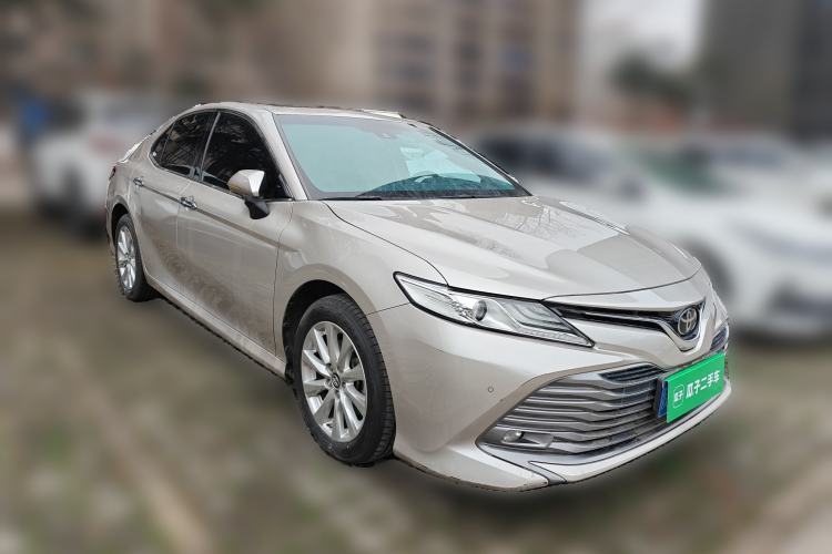 Used Toyota Camry 2019 Revised Version 2.0G Luxury Edition