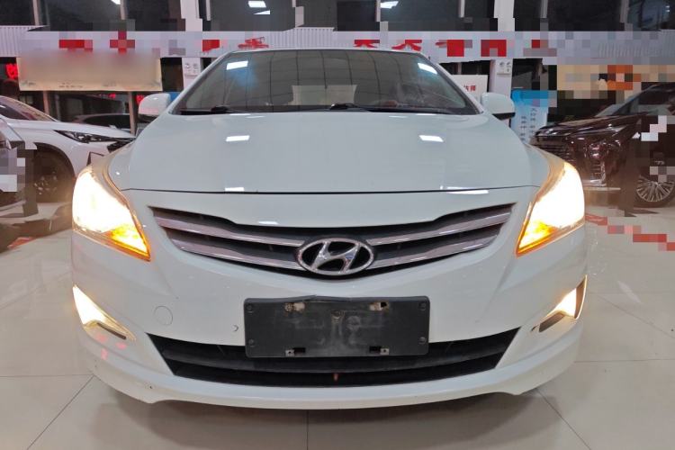 Used Hyundai Verna 2014 1.4L Manual Smart GLS Trim
