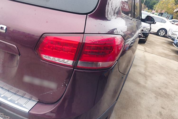 Used Yema T70 2016 Upgraded Model 1.5T Manual Luxury Version
