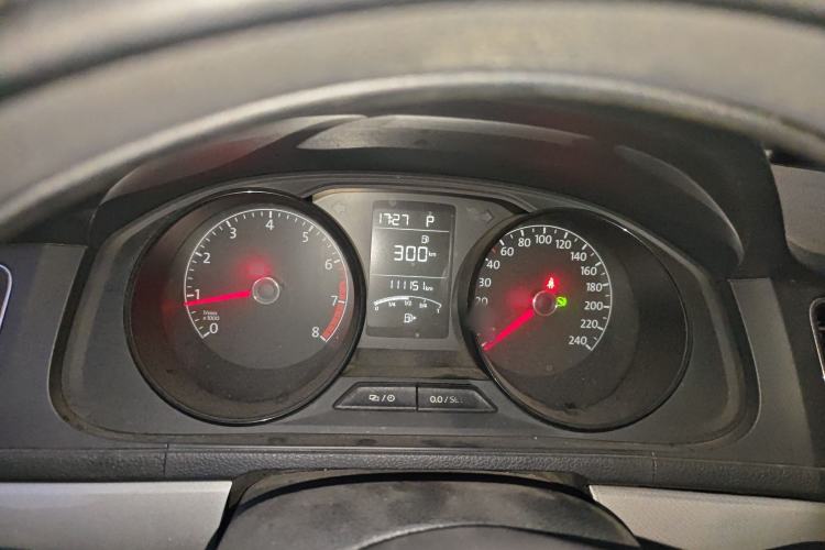 Used Volkswagen Lavida 2015 1.6L Automatic Fashion Edition