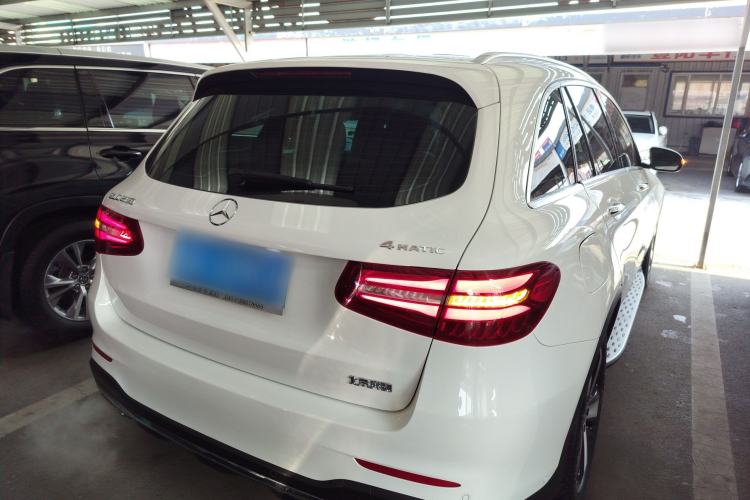 Used Mercedes-Benz GLC 2017 GLC 260 4MATIC Luxury Model
