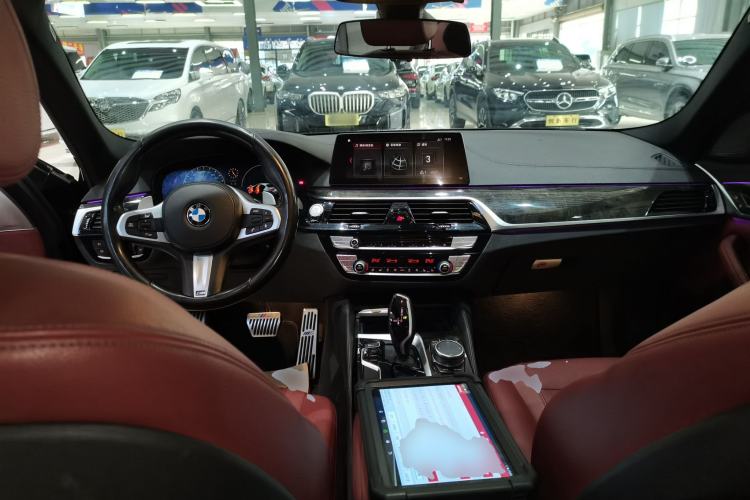 Used BMW 5 Series 2019 530Li Leading Model M Sport Package
