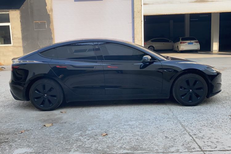 Used Tesla Model 3 2025 Rear-Wheel-Drive Version