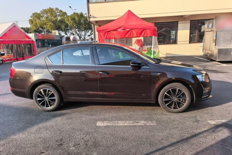 Used Skoda Octavia 2017 TSI280 DSG Smart Drive Edition

