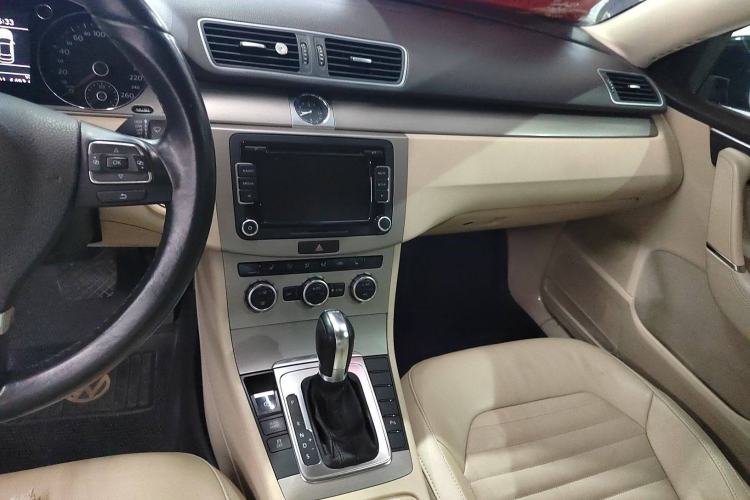 Used Volkswagen Magotan 2013 1.8TSI Luxury Model
