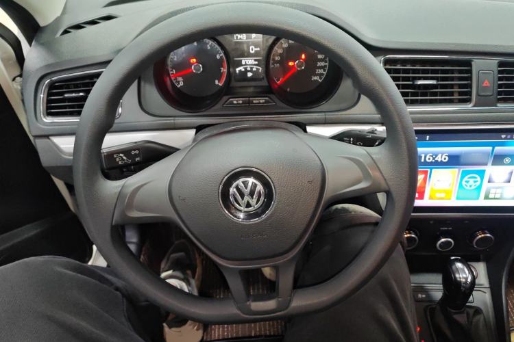 Used Volkswagen Gran Lavida 2015 1.6L Automatic Fashion Edition
