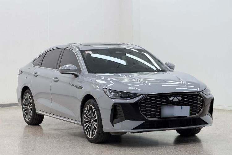 Used Chery Fengyun A8L 2025 1.5 TGDI 145 km Luxury Version