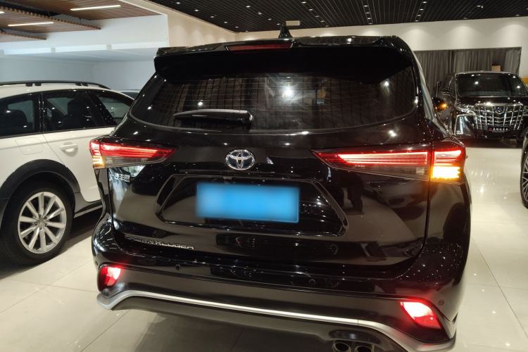 Used Toyota Crown Land Cruiser 2021 2.5L HEV Two-Wheel Drive Elite Edition