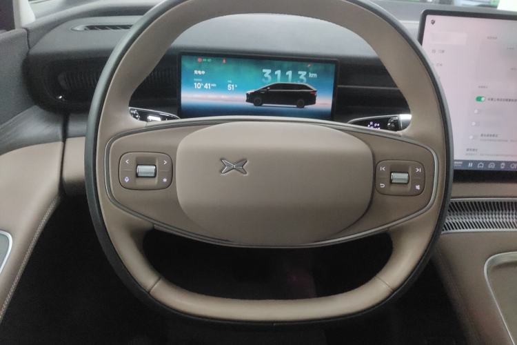 Used XPeng X9 2025 740 Ultra-Long Range Max
